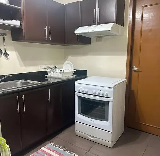 1-bedroom With Pool Across Naia Terminal 3 *