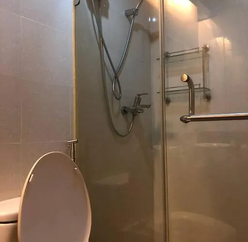 1-bedroom With Pool Across Naia Terminal 3 * Manila