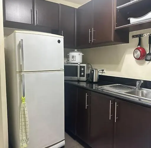 1-bedroom With Pool Across Naia Terminal 3