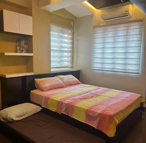 Apartment 1-bedroom With Pool Across Naia Terminal 3 *