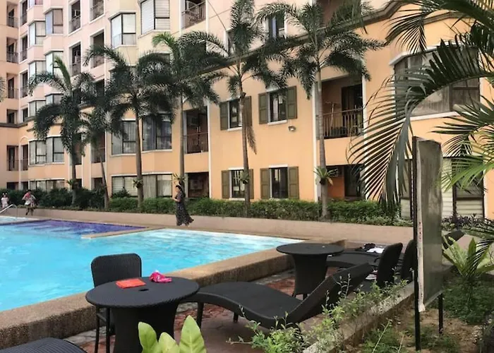 1-bedroom With Pool Across Naia Terminal 3 * Manila