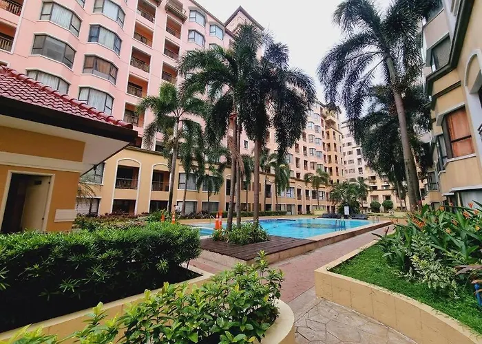 Apartment 1-bedroom With Pool Across Naia Terminal 3 Manila
