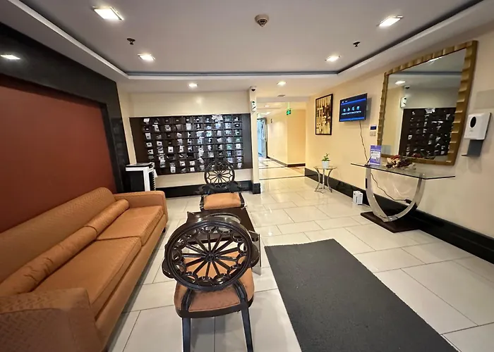 1-bedroom With Pool Across Naia Terminal 3 Manila